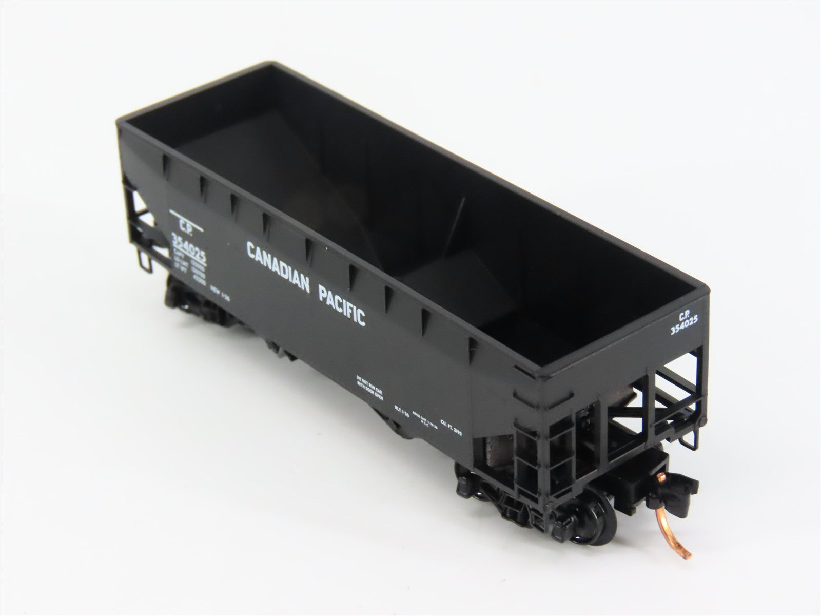 N Scale Micro-Trains MTL 55150 CP Canadian Pacific 33' 2-Bay Hopper 354025 RTR