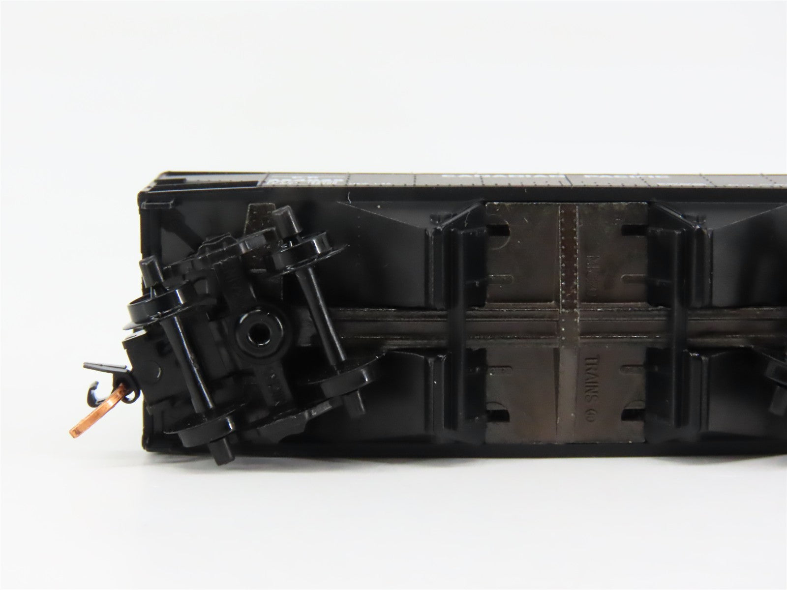 N Scale Micro-Trains MTL 55150 CP Canadian Pacific 33' 2-Bay Hopper 354025 RTR