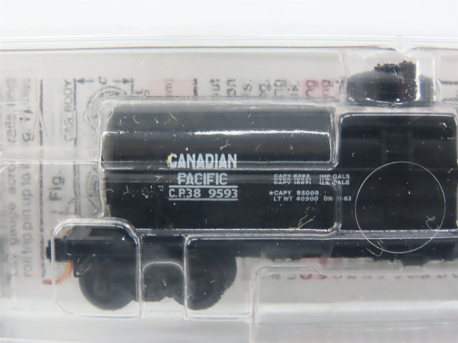 N Scale Micro-Trains MTL 65590 CP Canadian Pacific 39' Single Dome Tank Car RTR