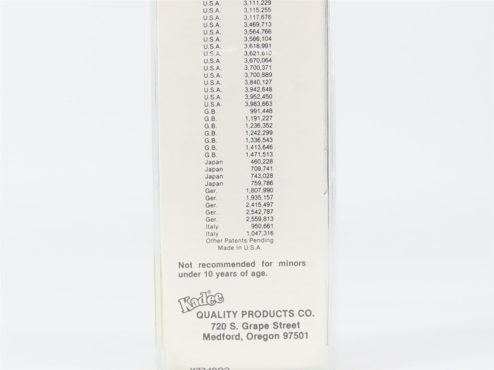 N Scale Micro-Trains MTL 55250 CMO Chicago & North Western 33' 2-Bay Hopper RTR