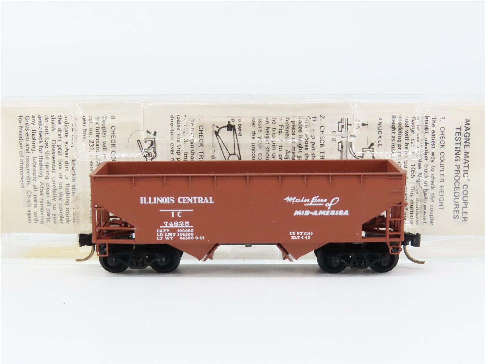 N Scale Micro-Trains MTL 55240 IC Illinois Central 33' 2-Bay Hopper 74825 RTR