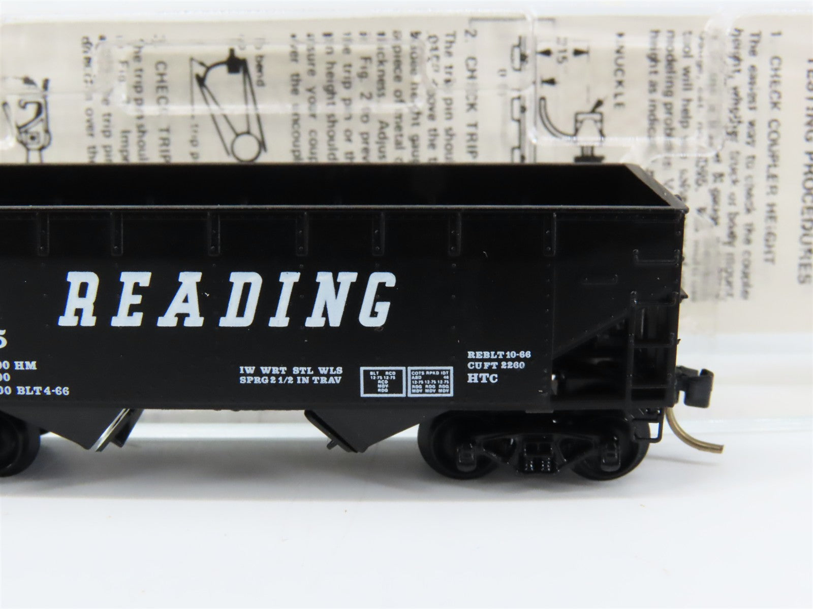 N Scale Micro-Trains MTL 55220 RDG Reading 33' 2-Bay Hopper 64395 RTR