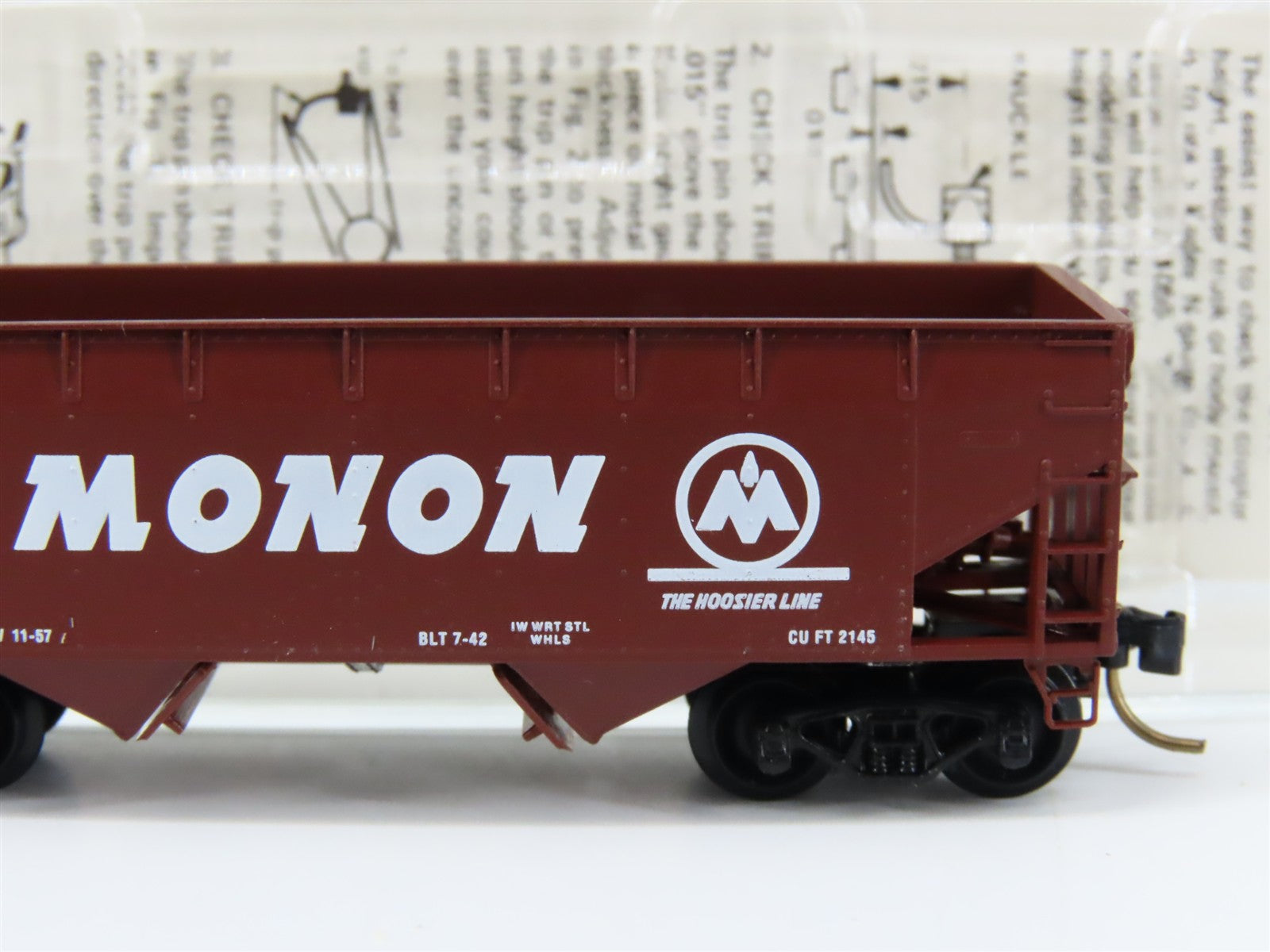 N Scale Micro-Trains MTL 55200 MON Monon 33' 2-Bay Hopper 4090 RTR