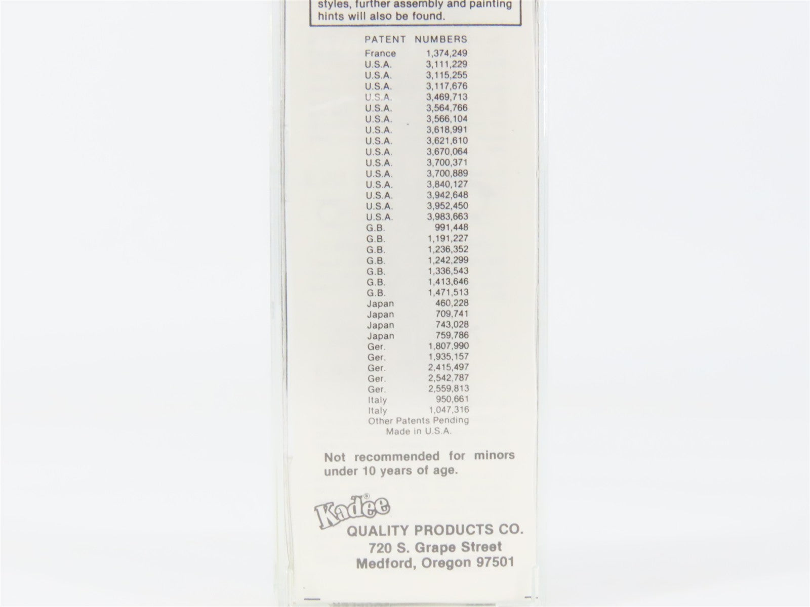 N Scale Micro-Trains MTL 55300 MILW Milwaukee Road 33' 2-Bay Hopper 94537 RTR