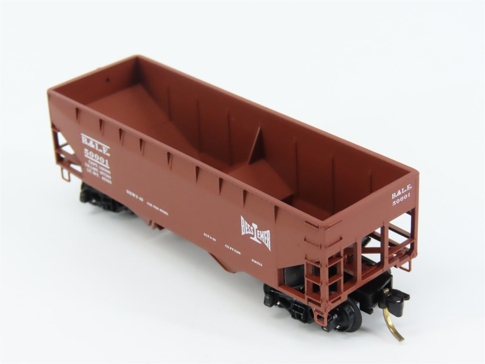N Scale Micro-Trains MTL 55290 BLE Bessemer & Lake Erie 33' 2-Bay Hopper RTR