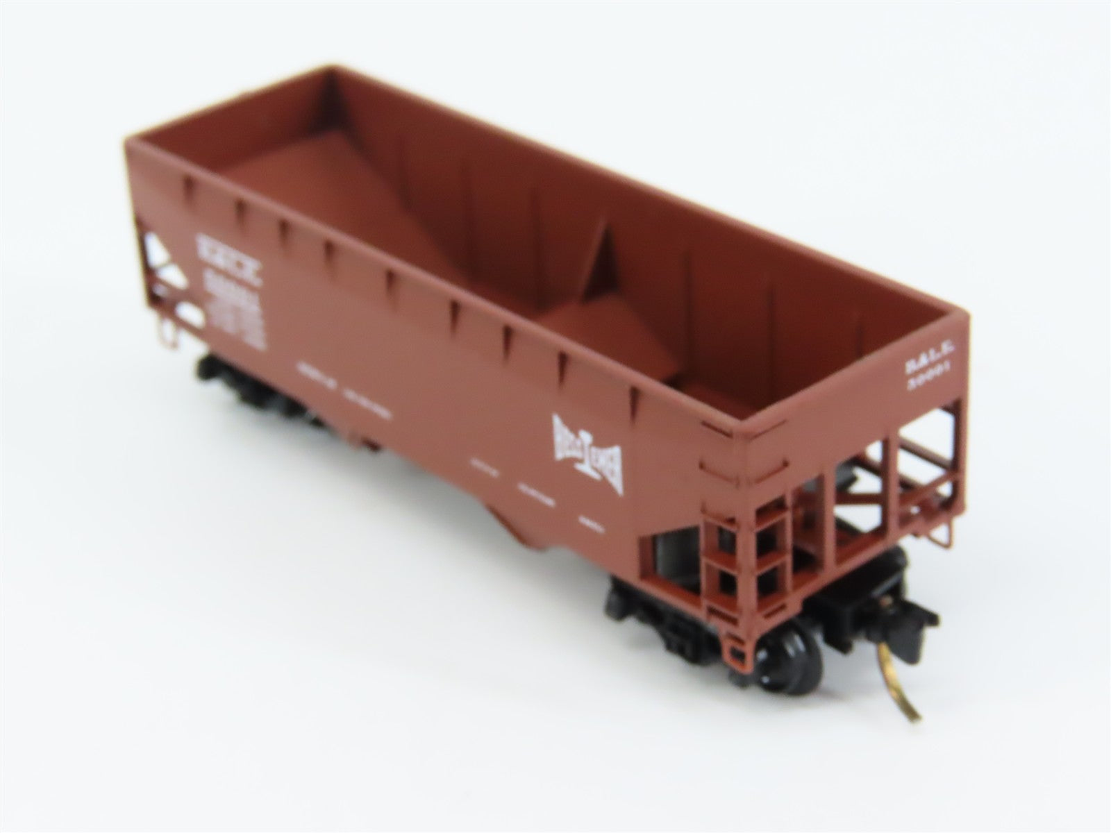 N Scale Micro-Trains MTL 55290 B&LE Bessemer & Lake Erie 33' 2-Bay Hopper RTR