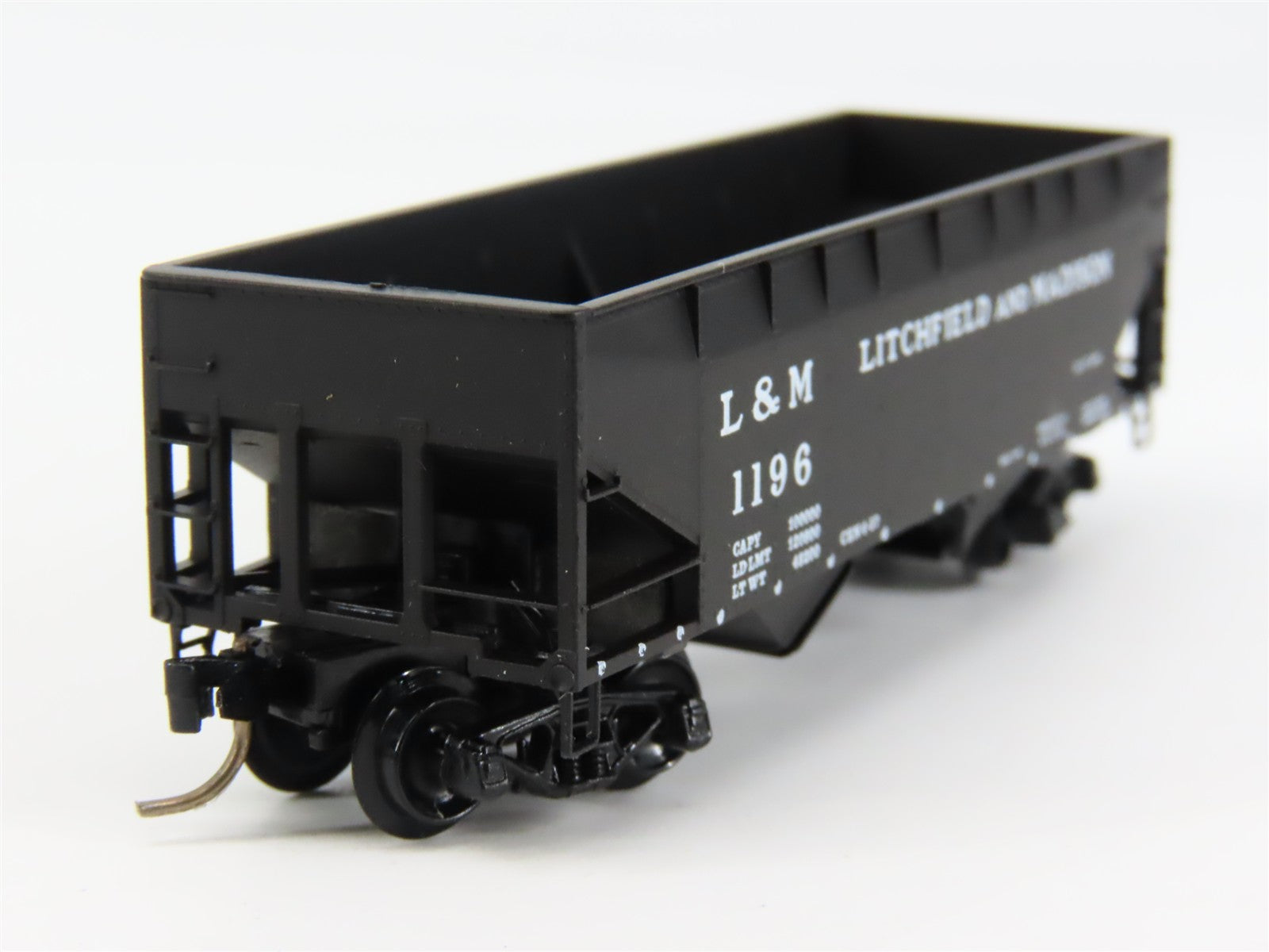 N Scale Micro-Trains MTL 55280 L&M Litchfield & Madison 33' 2-Bay Hopper RTR