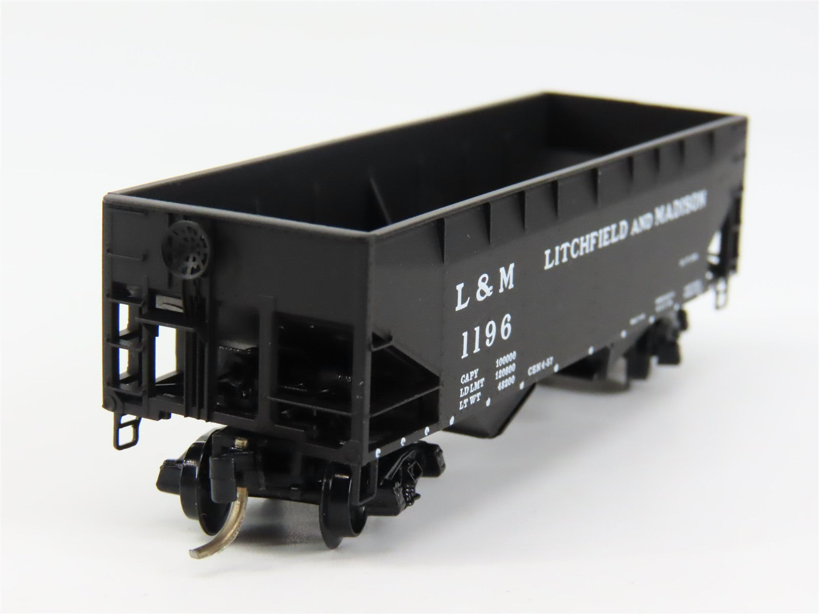 N Scale Micro-Trains MTL 55280 L&M Litchfield & Madison 33' 2-Bay Hopper RTR