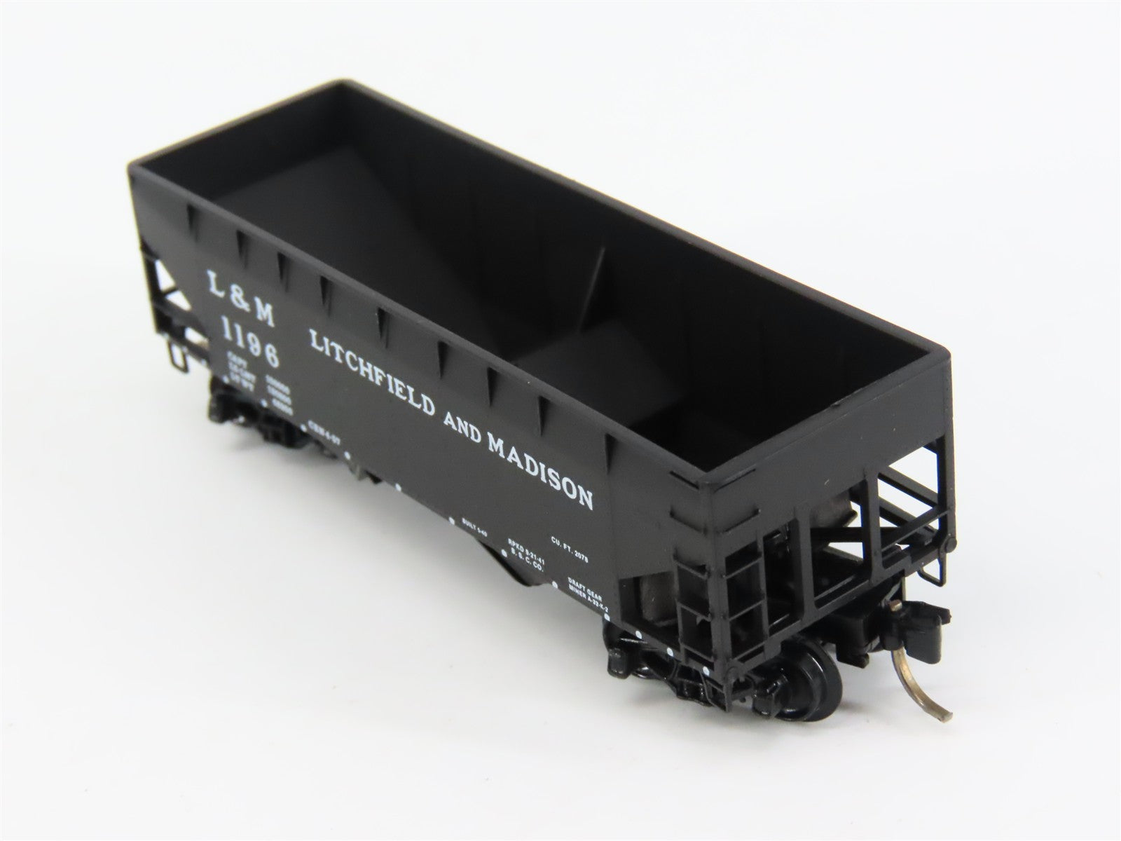 N Scale Micro-Trains MTL 55280 L&M Litchfield & Madison 33' 2-Bay Hopper RTR