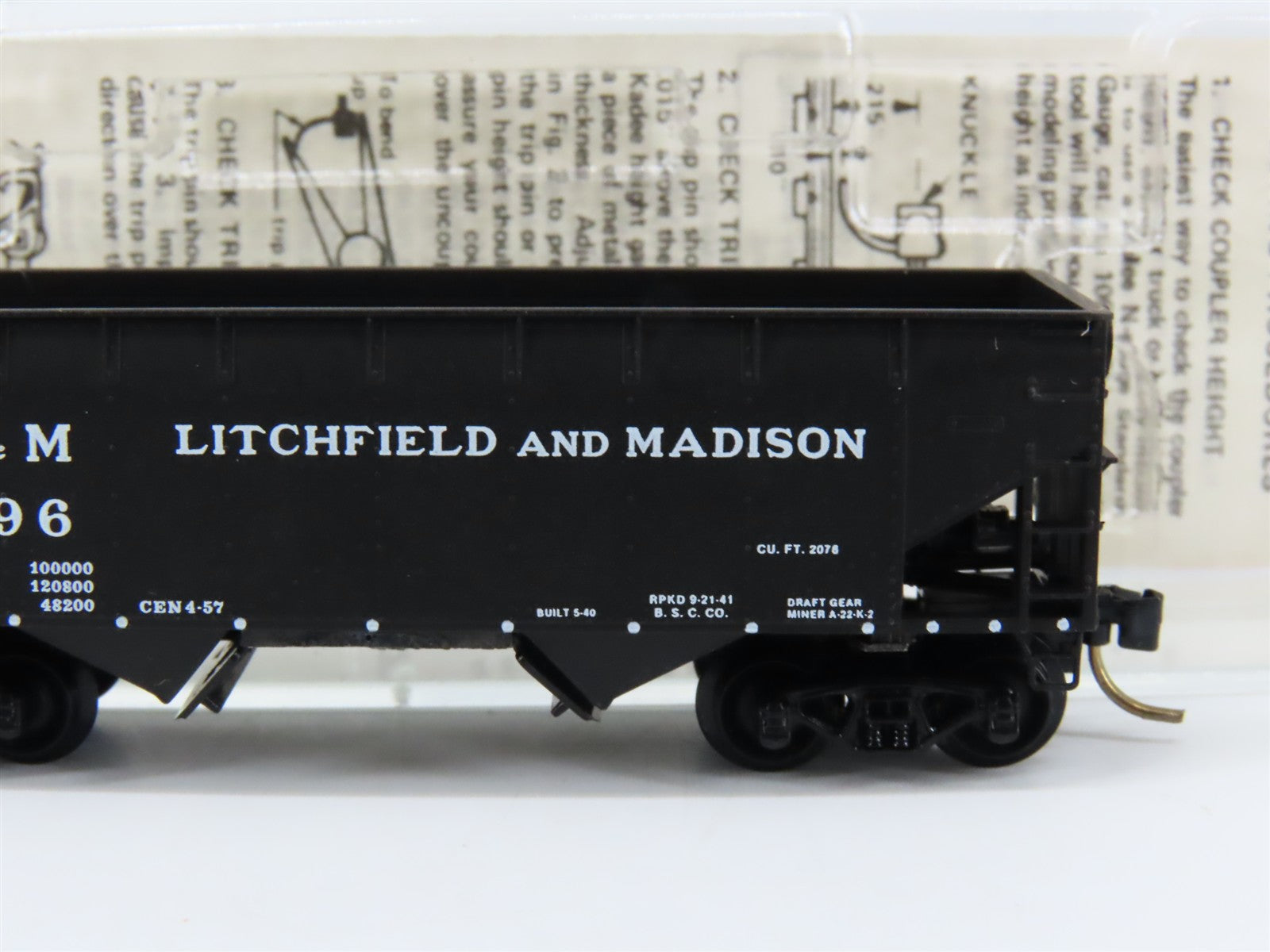 N Scale Micro-Trains MTL 55280 L&M Litchfield and Madison 33' 2-Bay Hopper RTR
