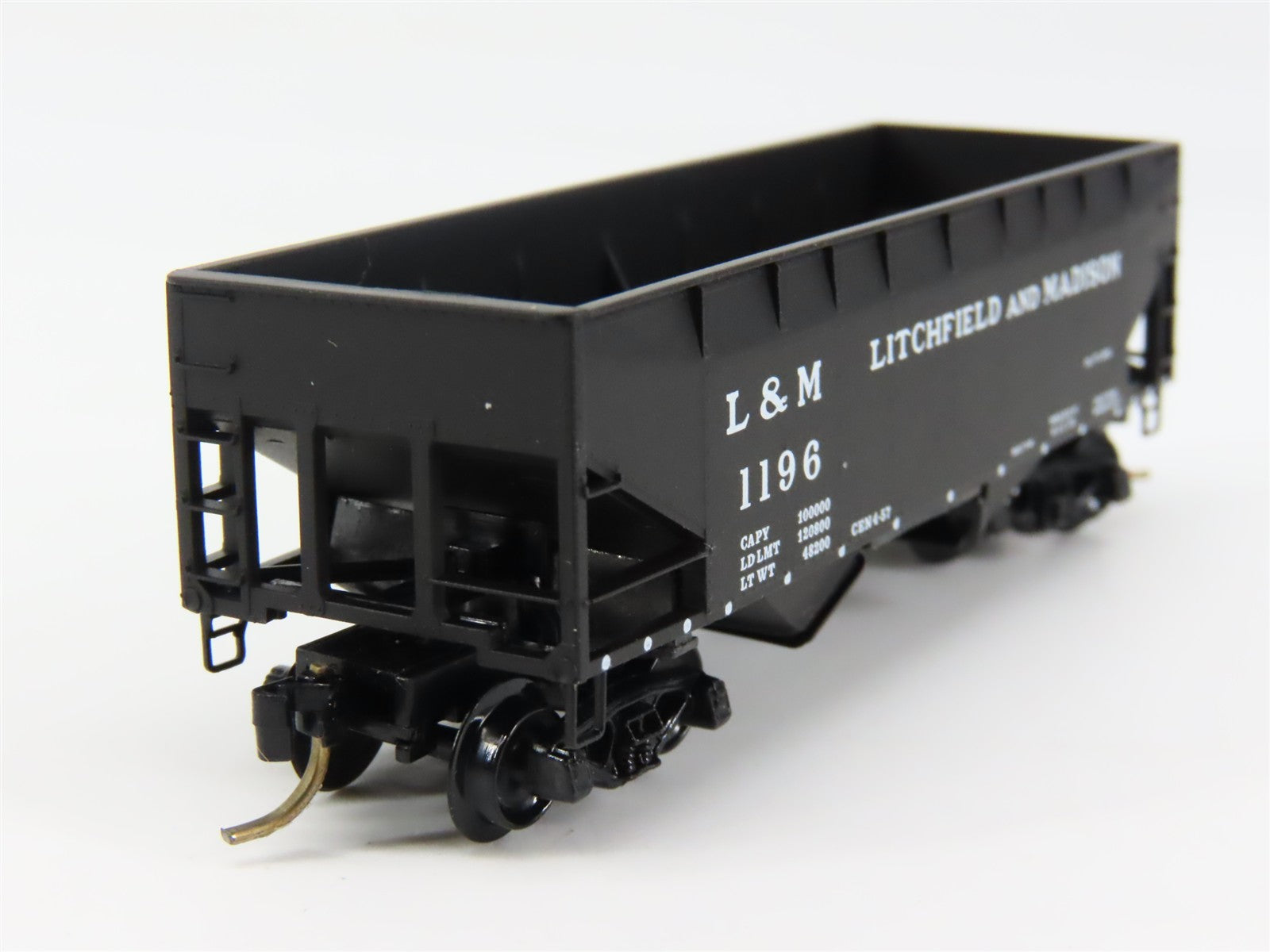 N Scale Micro-Trains MTL 55280 L&M Litchfield and Madison 33' 2-Bay Hopper RTR