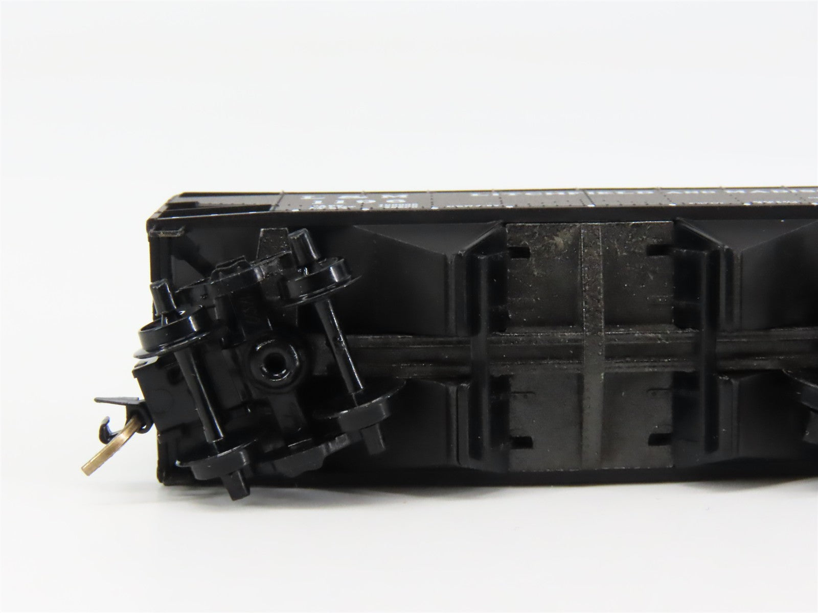 N Scale Micro-Trains MTL 55280 L & M Litchfield & Madison 33' 2-Bay Hopper RTR