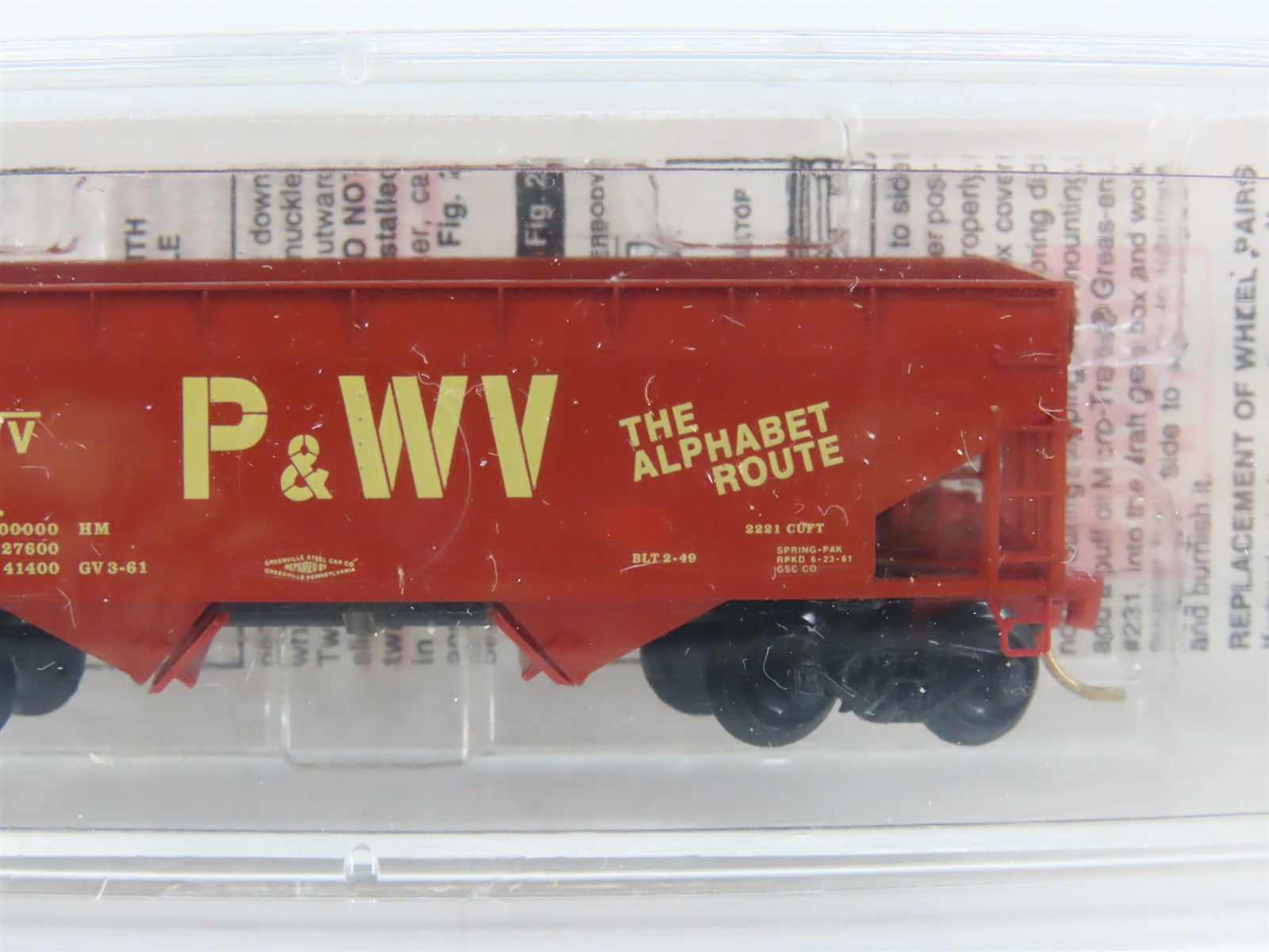 N Scale Micro-Trains MTL 55260 Pittsburgh & West Virginia 33' 2-Bay Hopper RTR