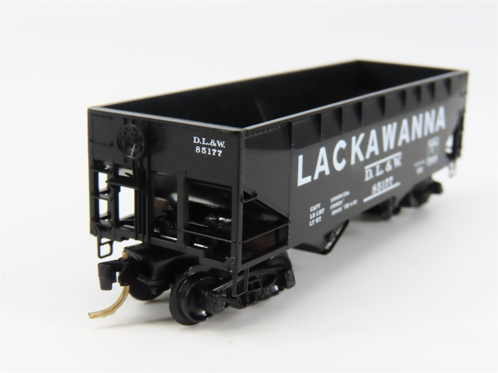 N Scale Micro-Trains MTL 55360 Delaware, Lackawanna & Western 33' Hopper RTR