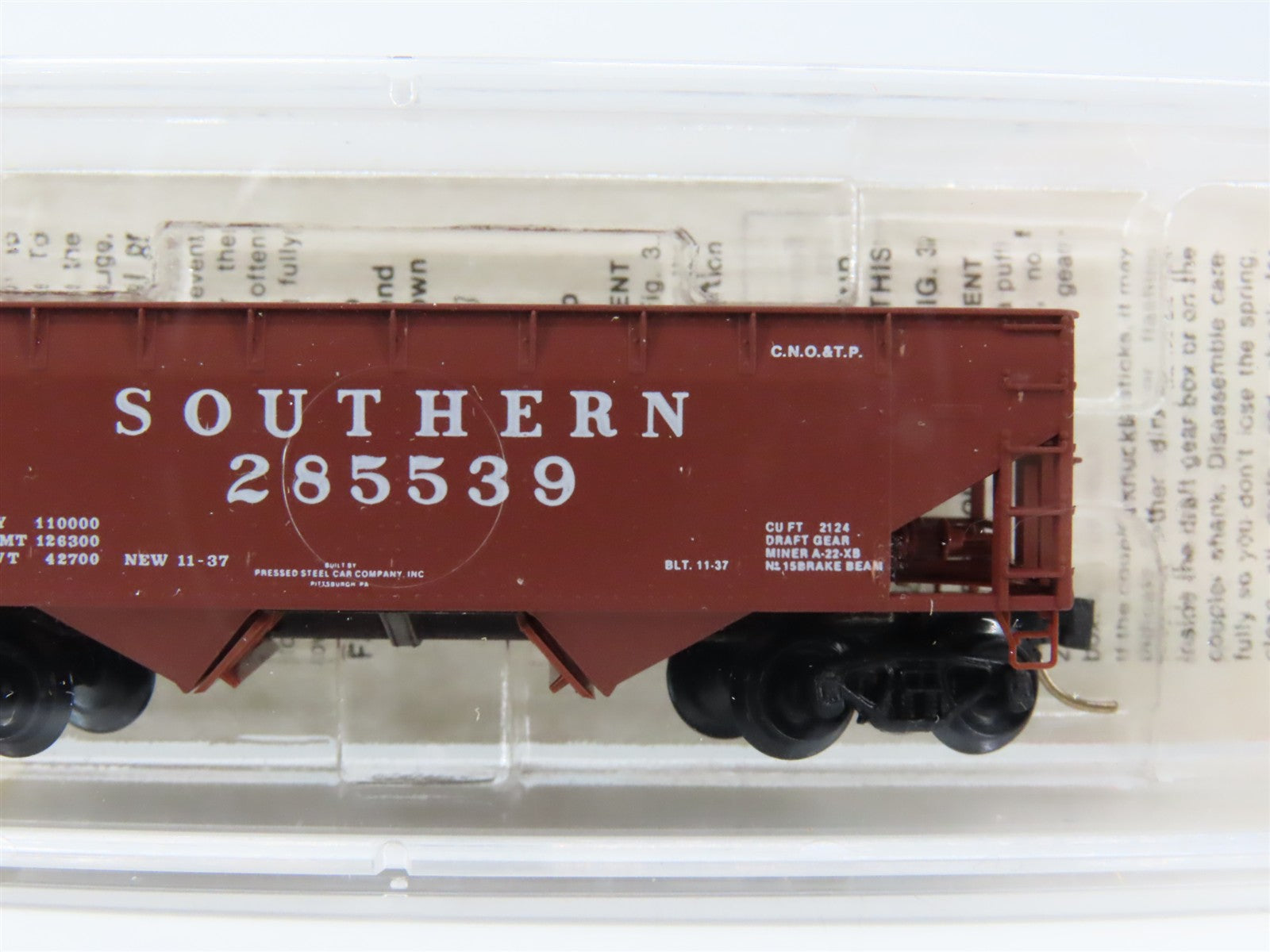 N Scale Micro-Trains MTL 55330 Southern 33' 2-Bay Hopper 285539 RTR