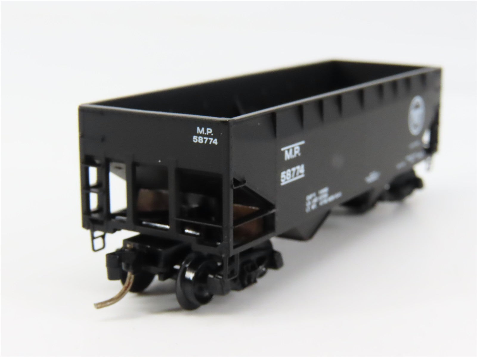 N Scale Micro-Trains MTL 55320 MP Missouri Pacific 33' 2-Bay Hopper 58774 RTR