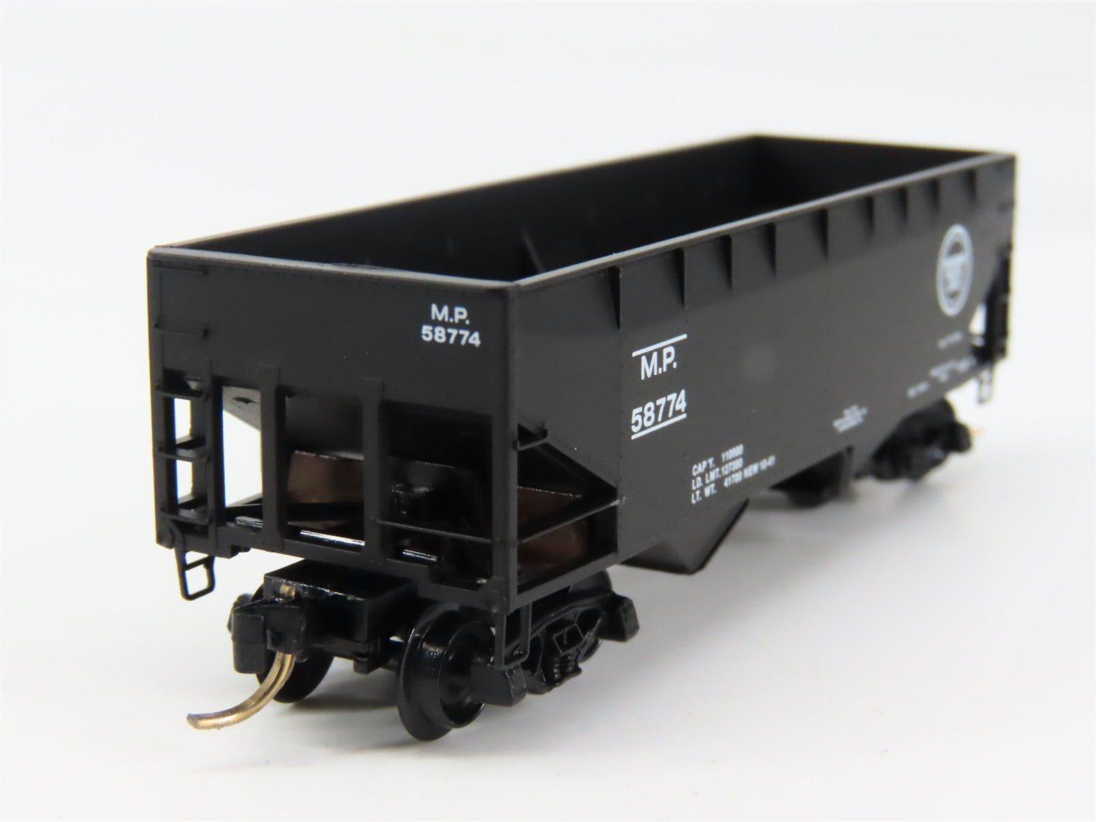N Scale Micro-Trains MTL 55320 MP Missouri Pacific 33' 2-Bay Hopper 58774 RTR