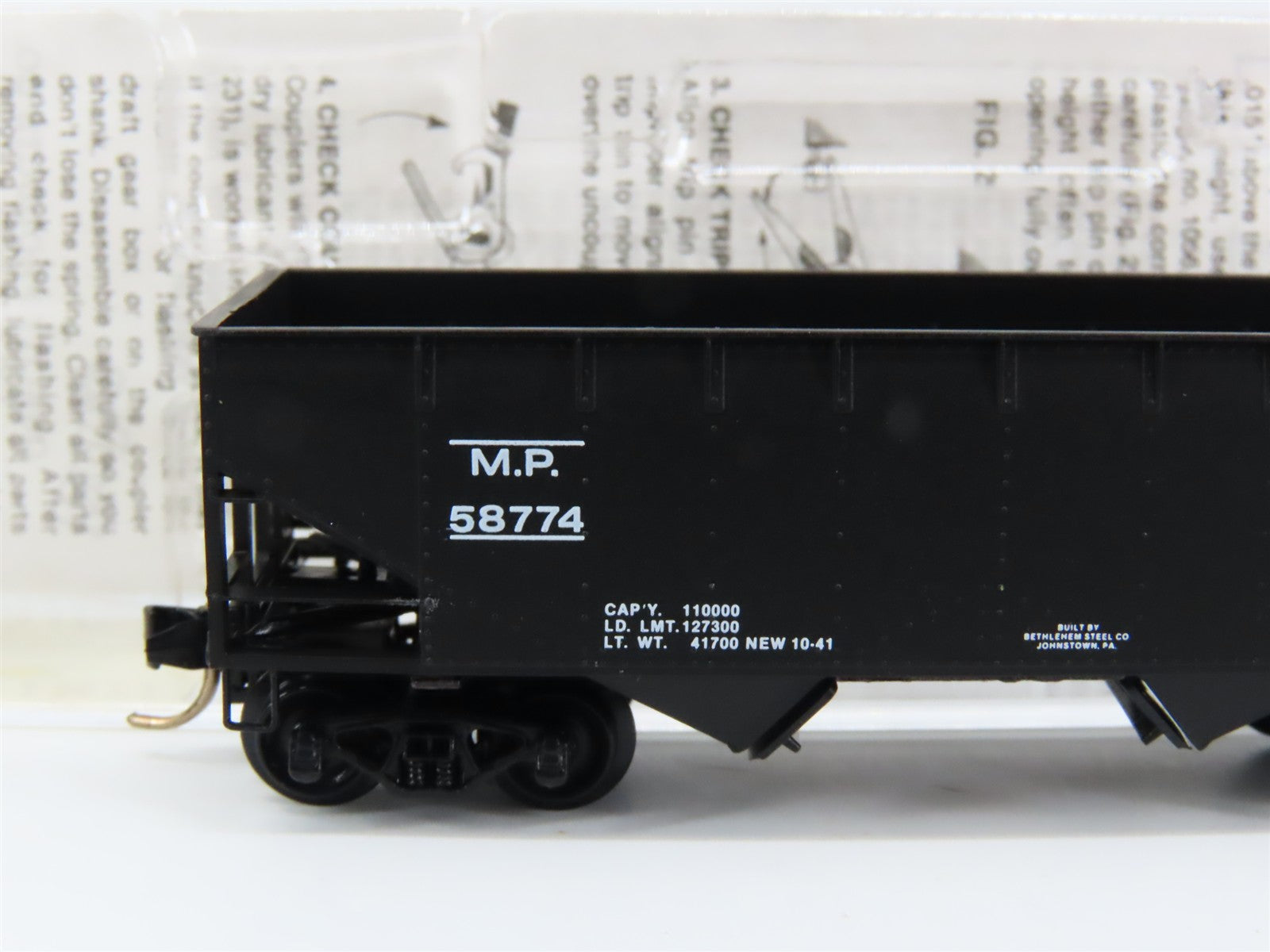 N Scale Micro-Trains MTL 55320 MP Missouri Pacific 33' 2-Bay Hopper 58774 RTR
