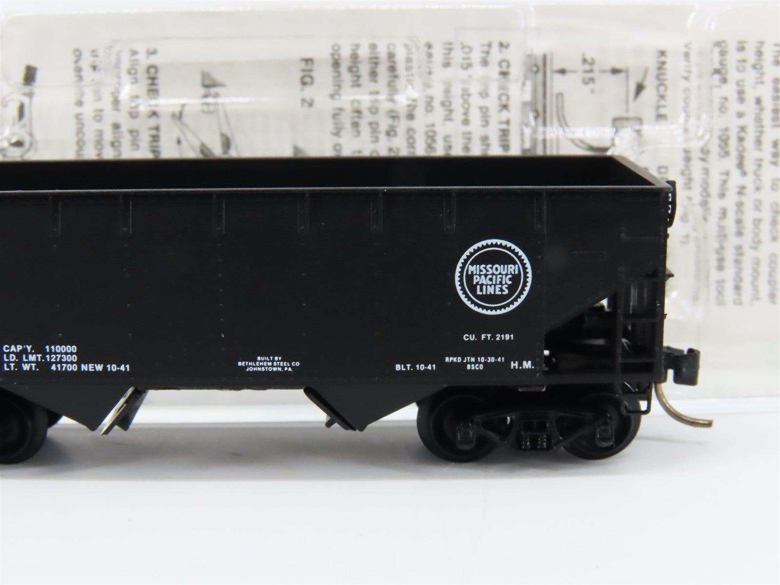 N Scale Micro-Trains MTL 55320 MP Missouri Pacific 33' 2-Bay Hopper 58774 RTR