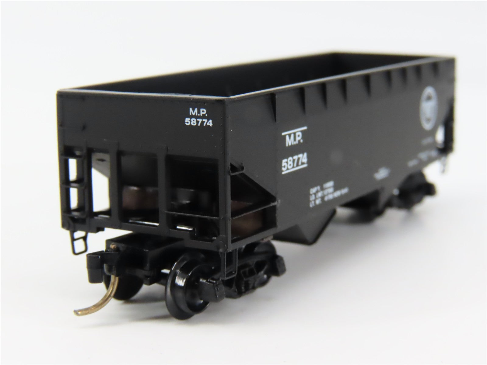 N Scale Micro-Trains MTL 55320 MP Missouri Pacific 33' 2-Bay Hopper 58774 RTR