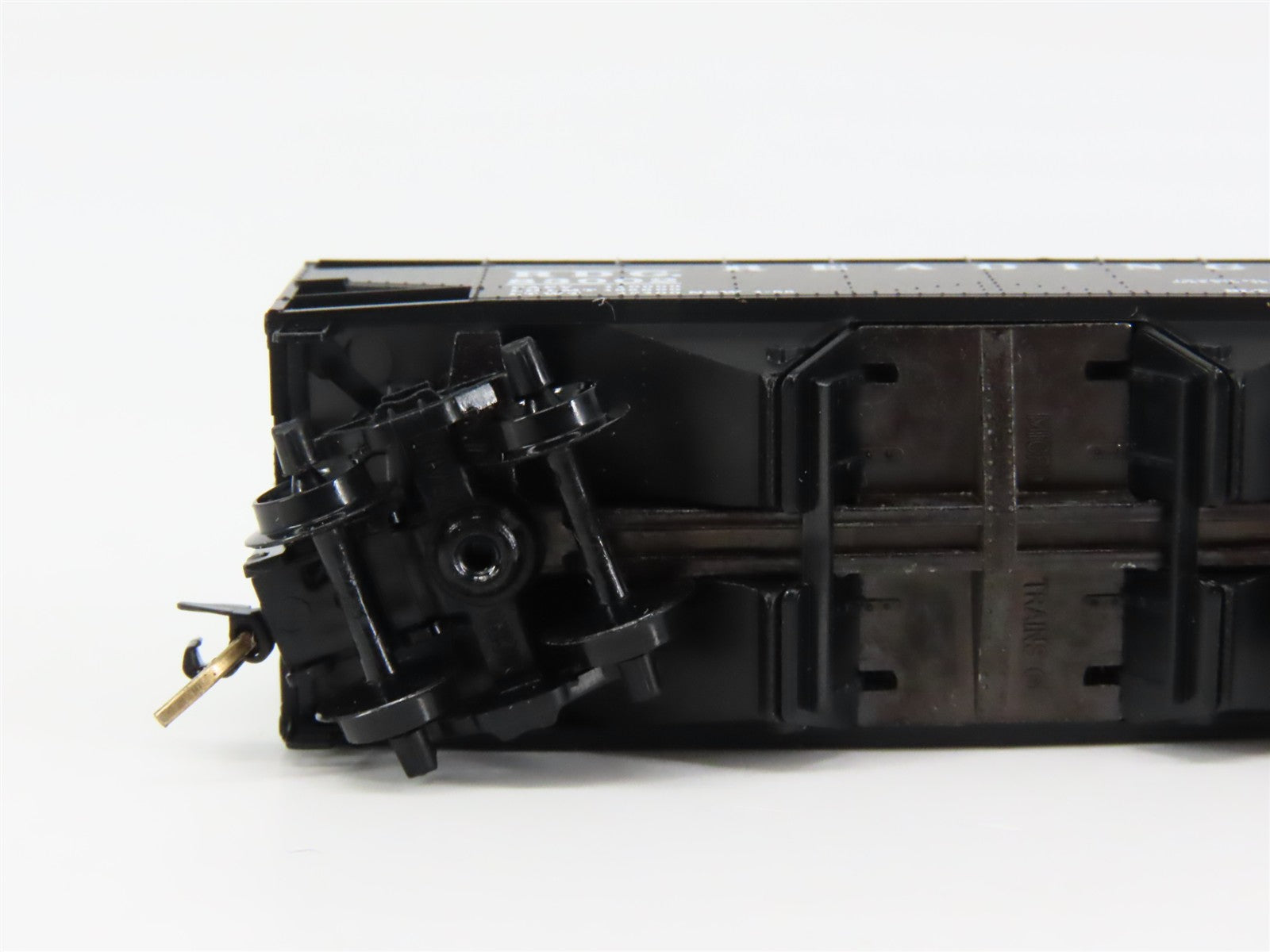 N Scale Micro-Trains MTL 55310 RDG Reading 33' 2-Bay Hopper 83002 RTR