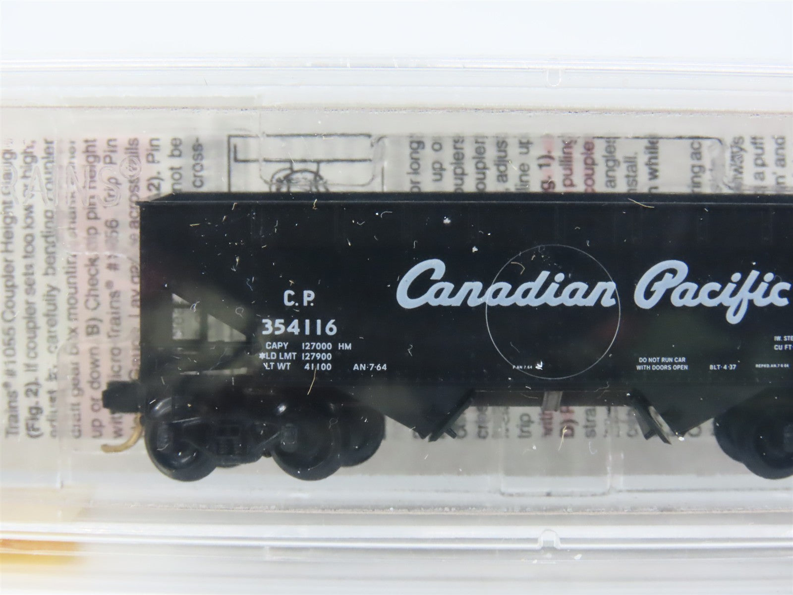N Scale Micro-Trains MTL 55410 Canadian Pacific 33' 2-Bay Offset Side Hopper RTR