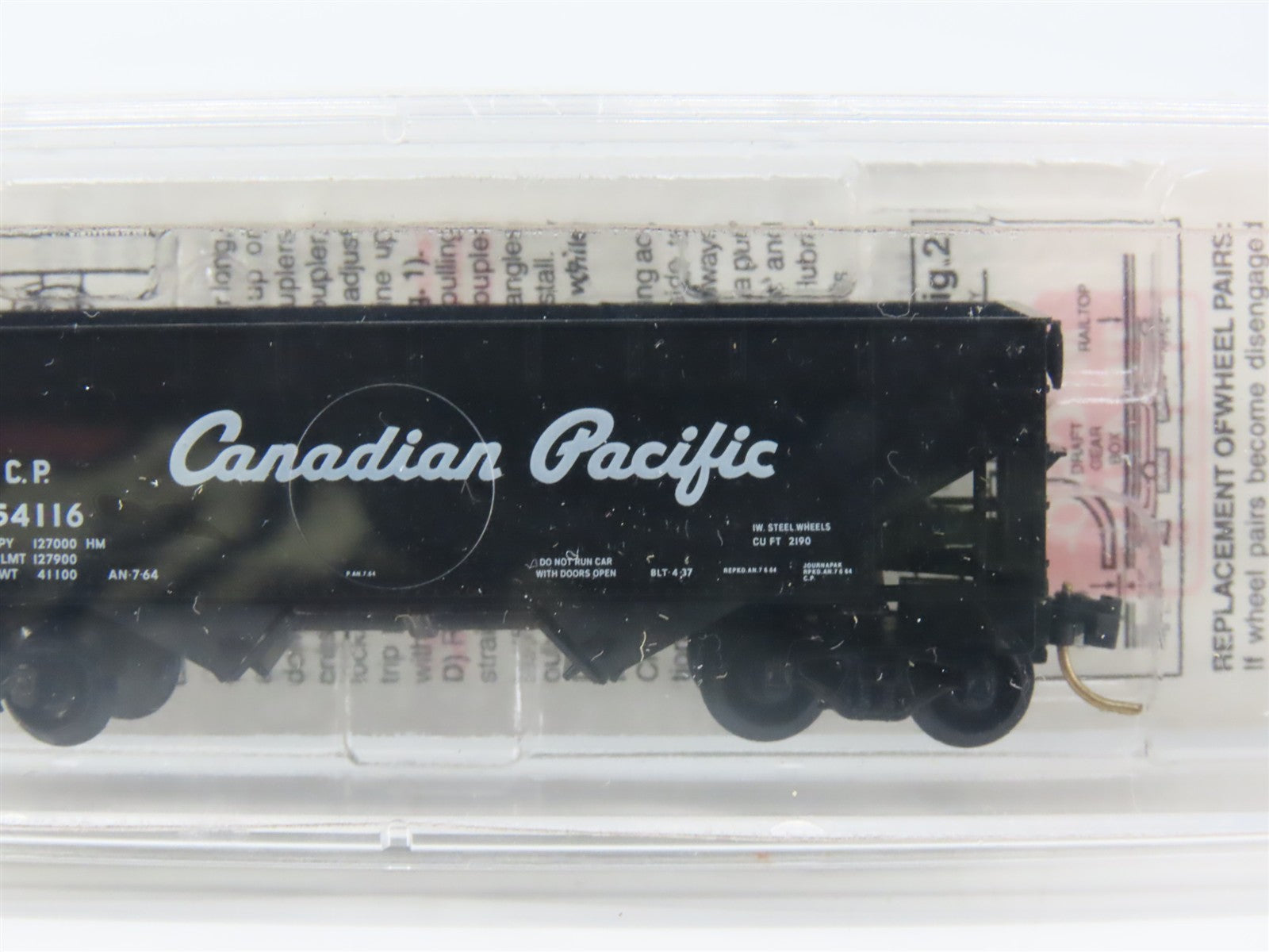 N Scale Micro-Trains MTL 55410 CP Canadian Pacific 33' Twin Bay Hopper RTR