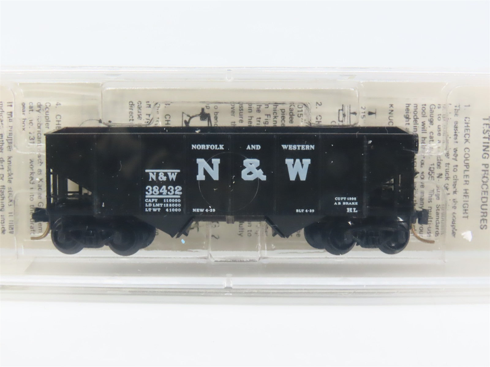 N Scale Micro-Trains MTL 56042 N&W Norfolk & Western 33' 2-Bay Hopper 38432 RTR