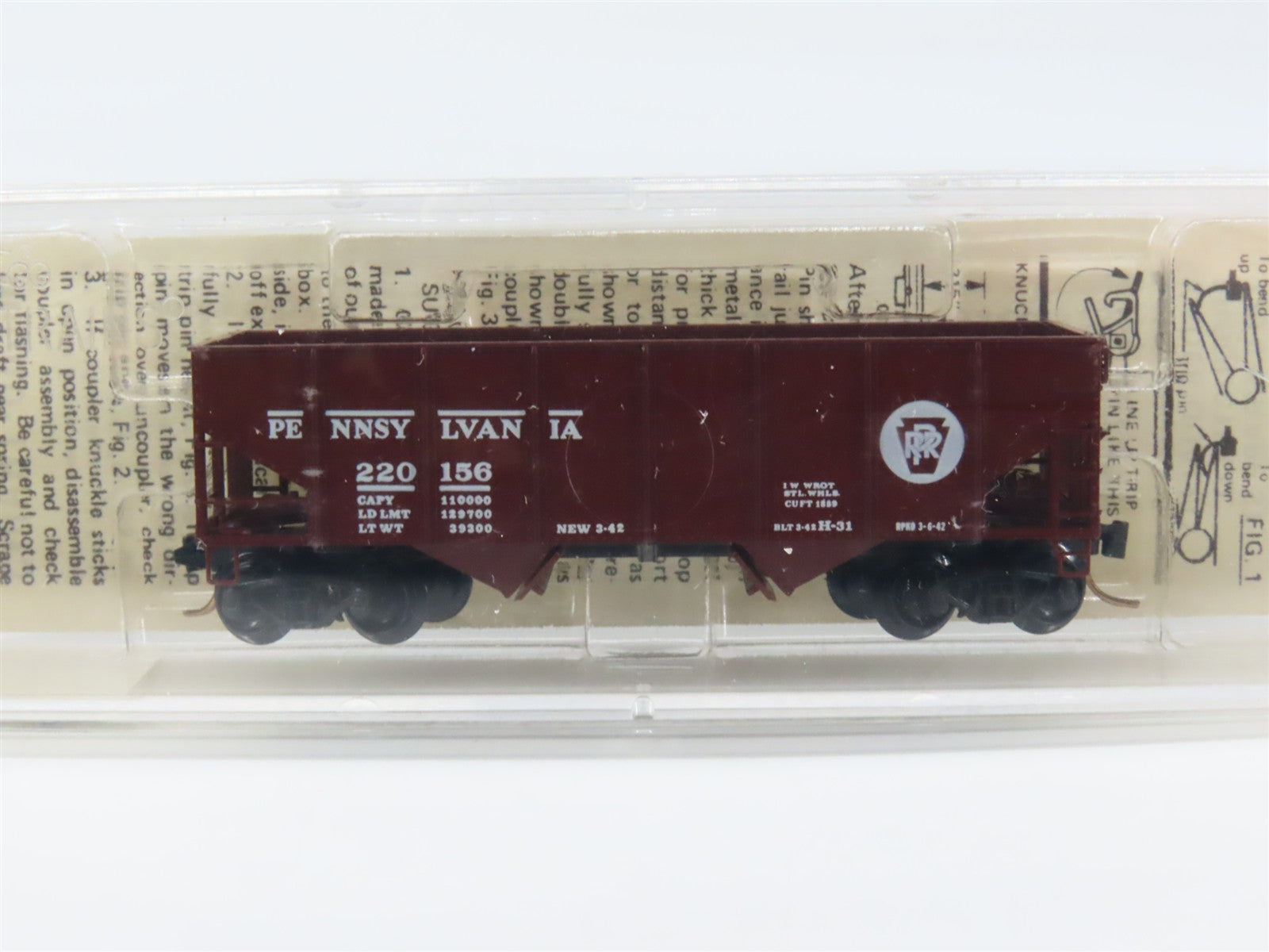 N Scale Micro-Trains MTL 56062 PRR Pennsylvania 33' 2-Bay Ribbed Twin Hopper RTR