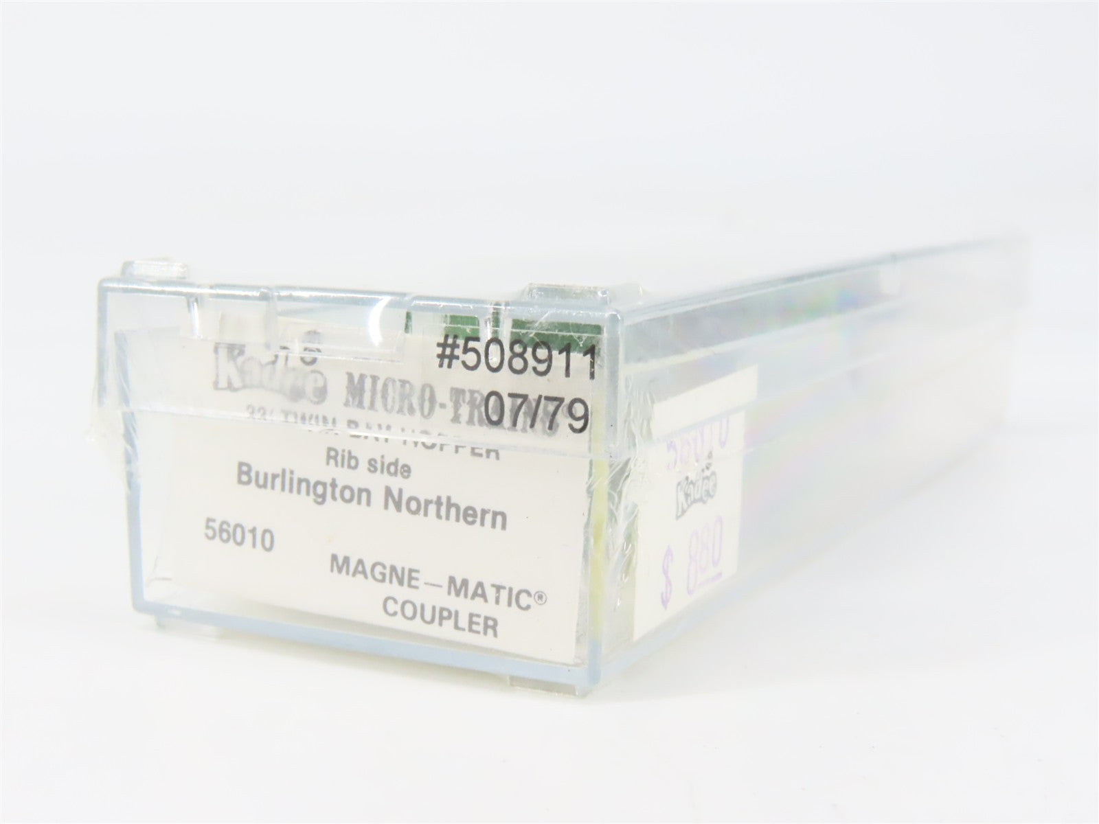 N Scale Micro-Trains MTL 56010 BN Burlington Northern 33' 2-Bay Hopper RTR