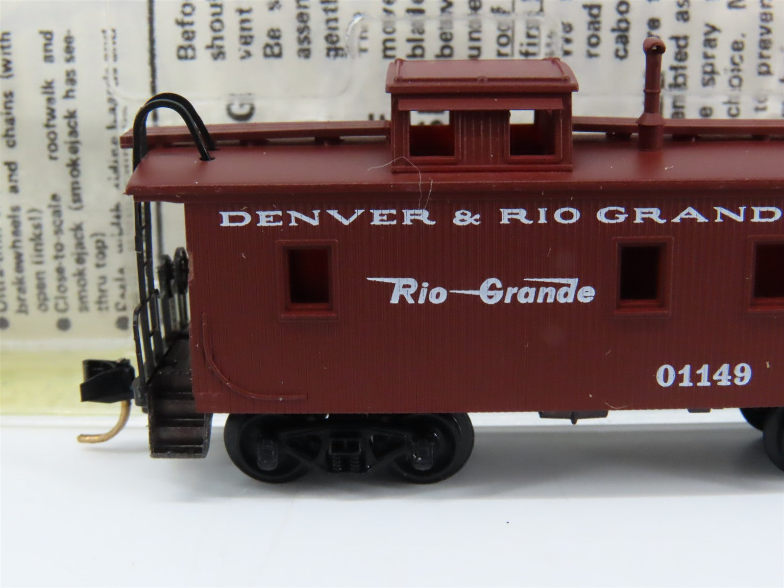 N Scale Micro-Trains MTL 50110 Denver & Rio Grande Western 34' Caboose 01149 RTR