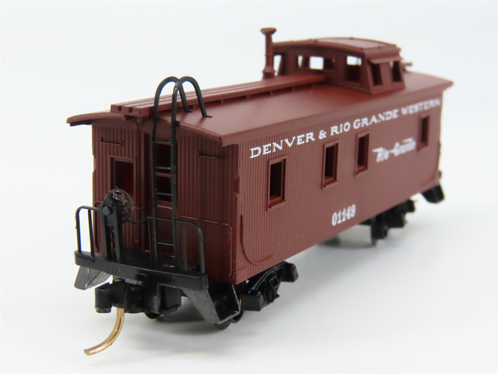 N Scale Micro-Trains MTL 50110 Denver & Rio Grande Western 34' Caboose 01149 RTR