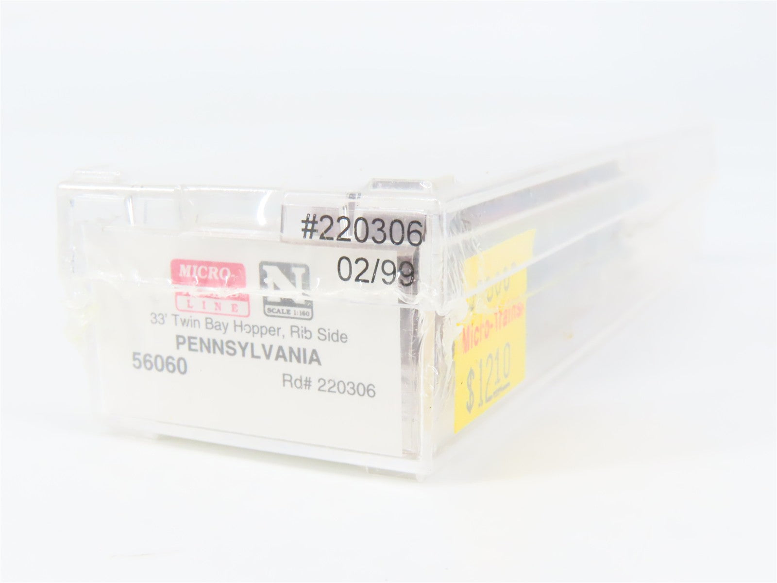 N Scale Micro-Trains MTL 56060 Pennsylvania 33' 2-Bay Hopper 220306 RTR