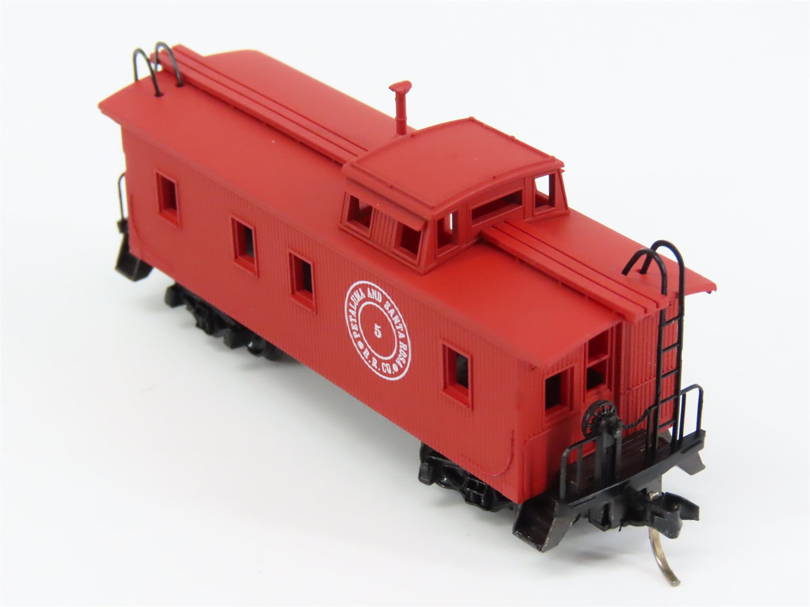 N Scale Micro-Trains MTL 50120 Petaluma & Santa Rosa 34' Caboose 5 RTR