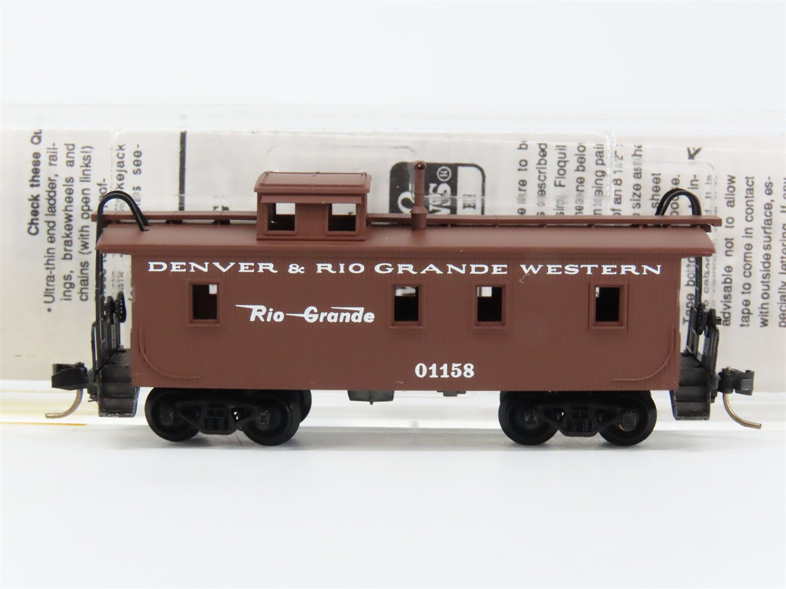 N Scale Micro-Trains MTL 50110 Denver & Rio Grande Western 34' Caboose 01158 RTR