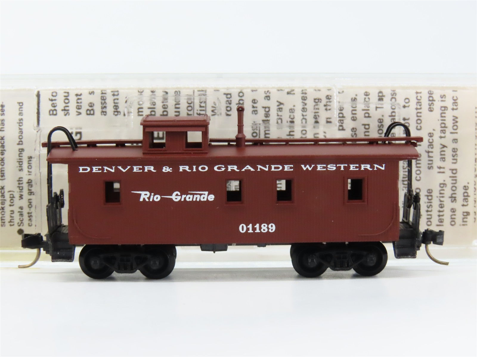 N Scale Micro-Trains MTL 50110 Denver & Rio Grande Western 34' Caboose 01189 RTR