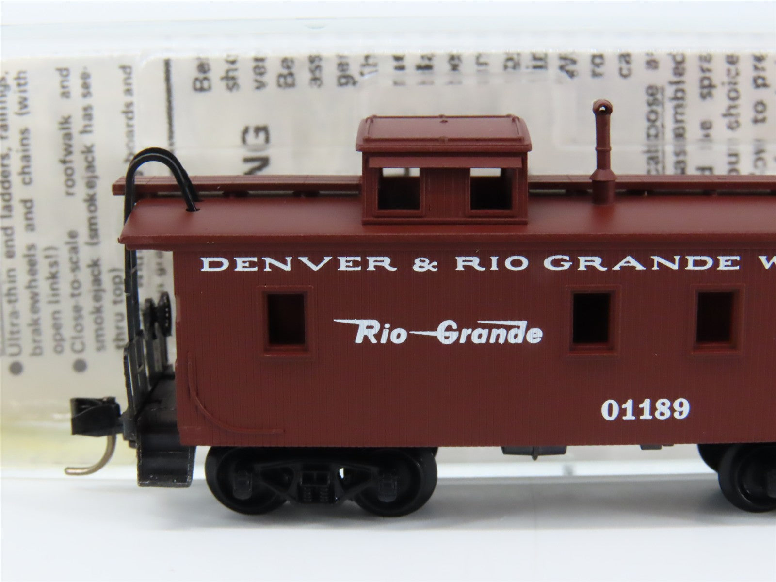 N Scale Micro-Trains MTL 50110 Denver & Rio Grande Western 34' Caboose 01189 RTR