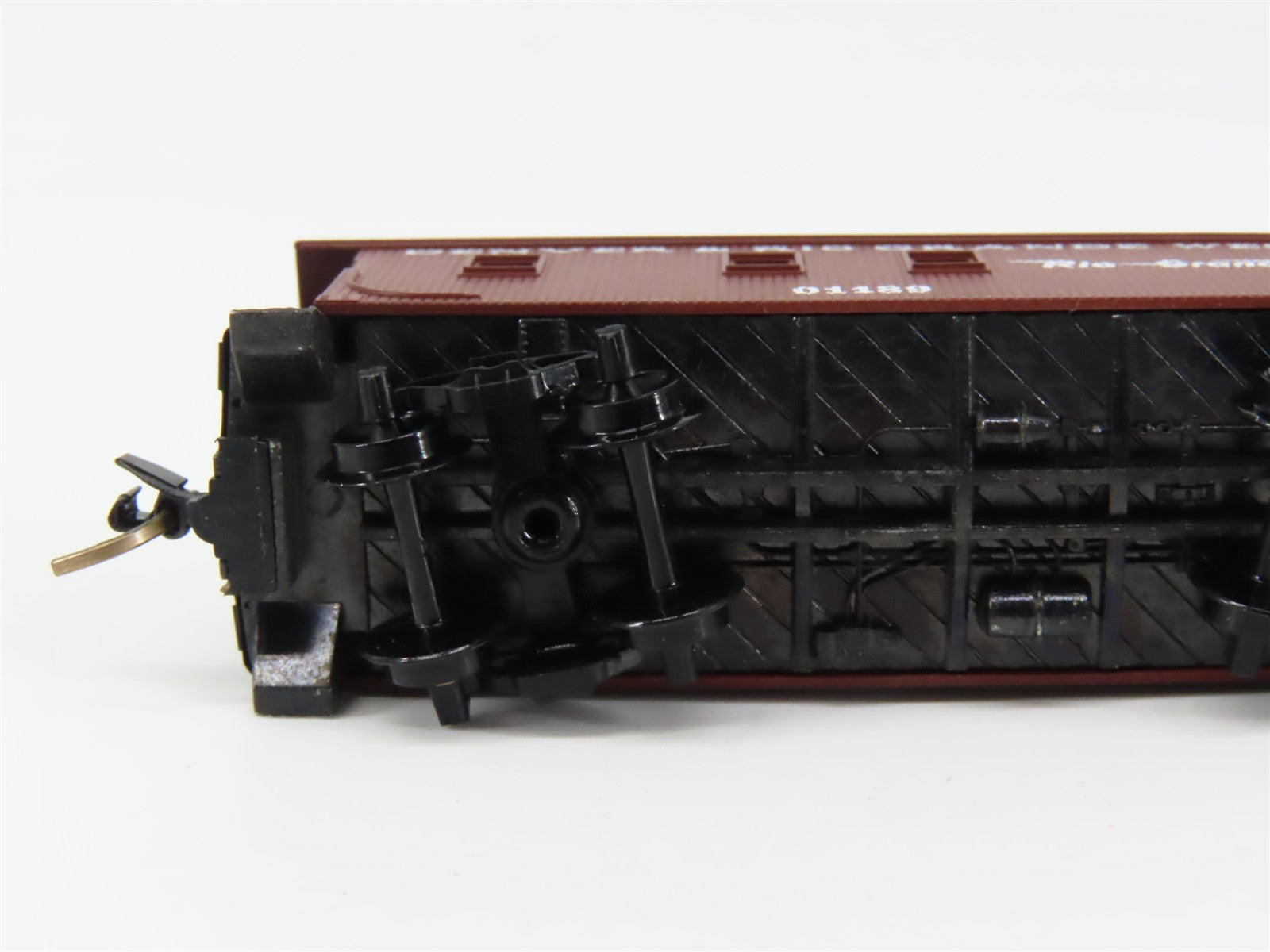N Scale Micro-Trains MTL 50110 Denver & Rio Grande Western 34' Caboose 01189 RTR