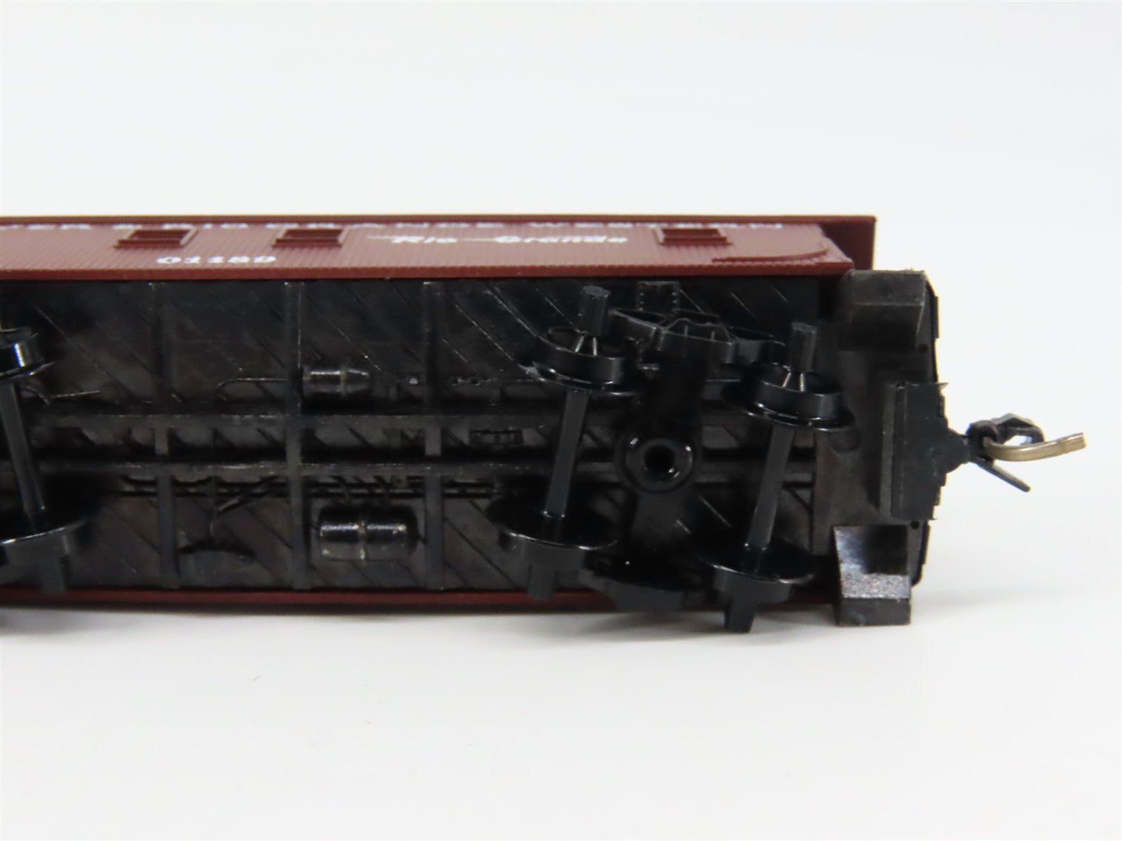 N Scale Micro-Trains MTL 50110 Denver & Rio Grande Western 34' Caboose 01189 RTR
