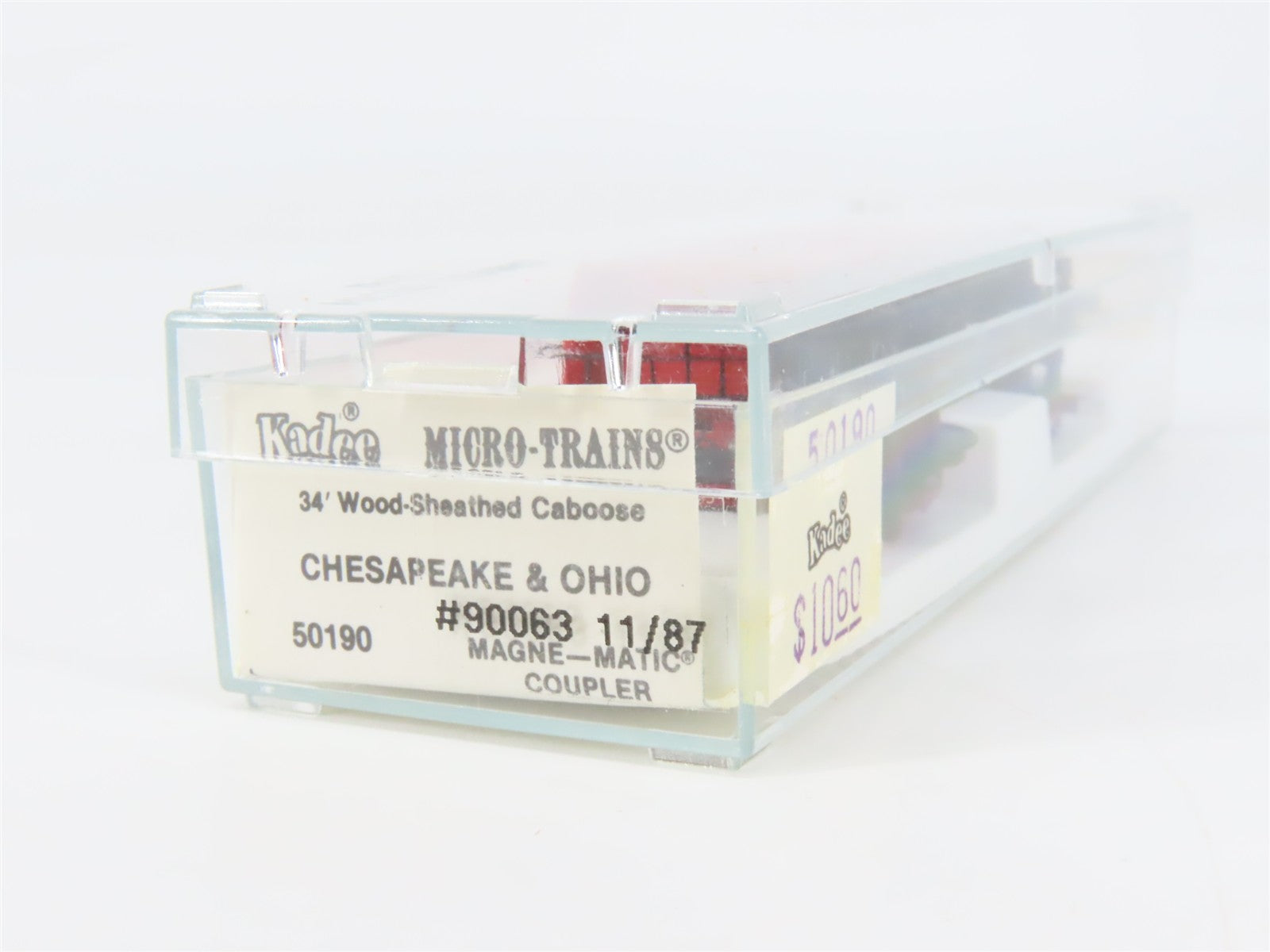 N Scale Micro-Trains MTL 50190 Chesapeake & Ohio 34' Wood-Sheathed Caboose RTR