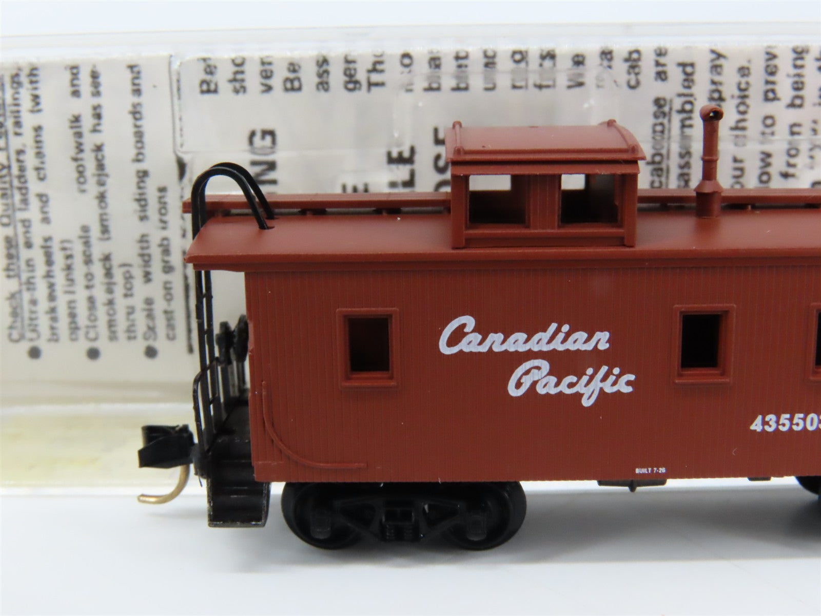 N Scale Micro-Trains MTL 51010 Canadian Pacific 34' Wood-Sheathed Caboose RTR