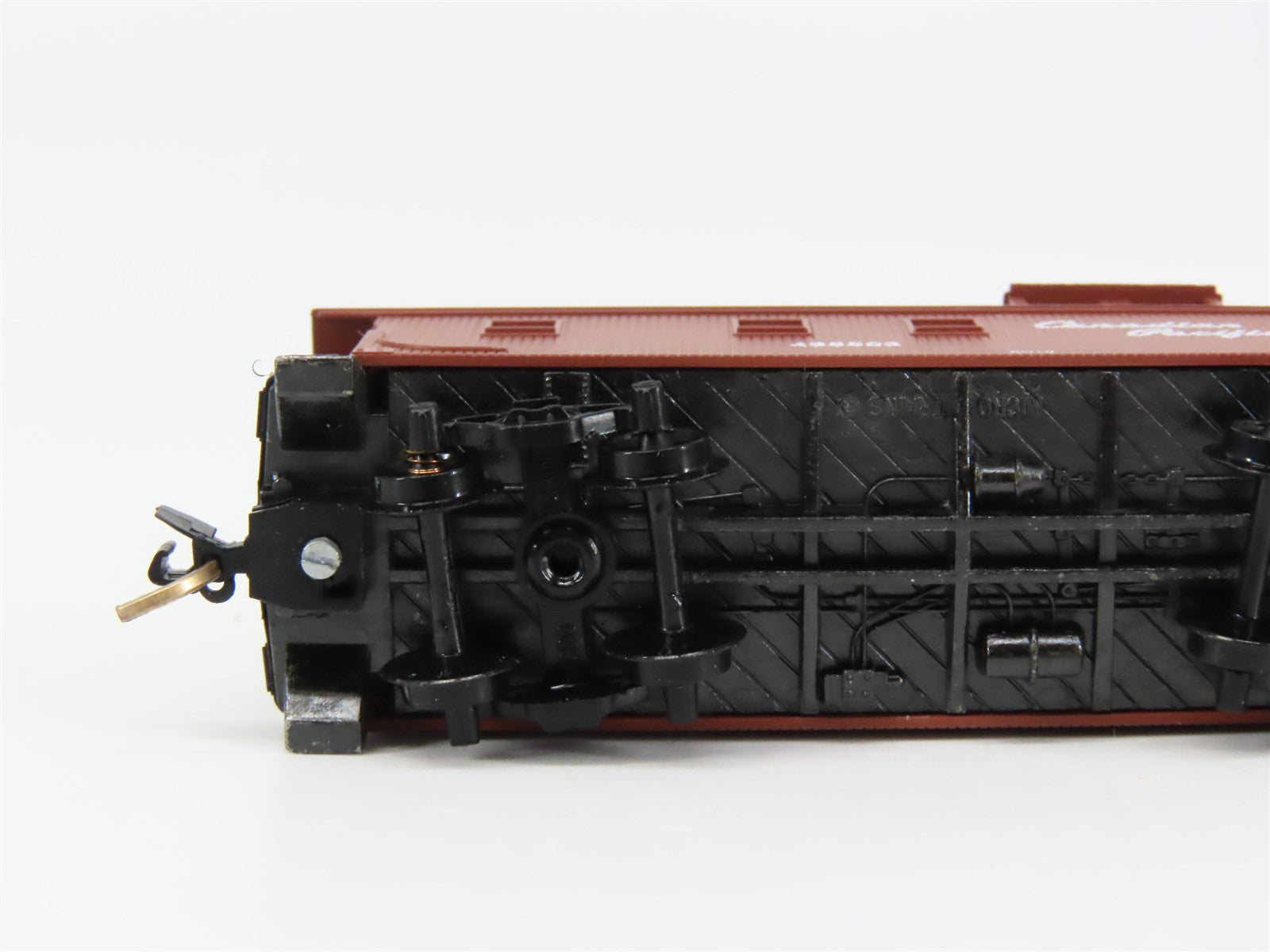 N Scale Micro-Trains MTL 51010 Canadian Pacific 34' Wood-Sheathed Caboose RTR