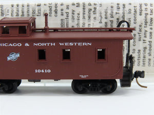 N Scale Micro-Trains MTL 50200 CNW Chicago & North Western 34' Caboose 10410 RTR