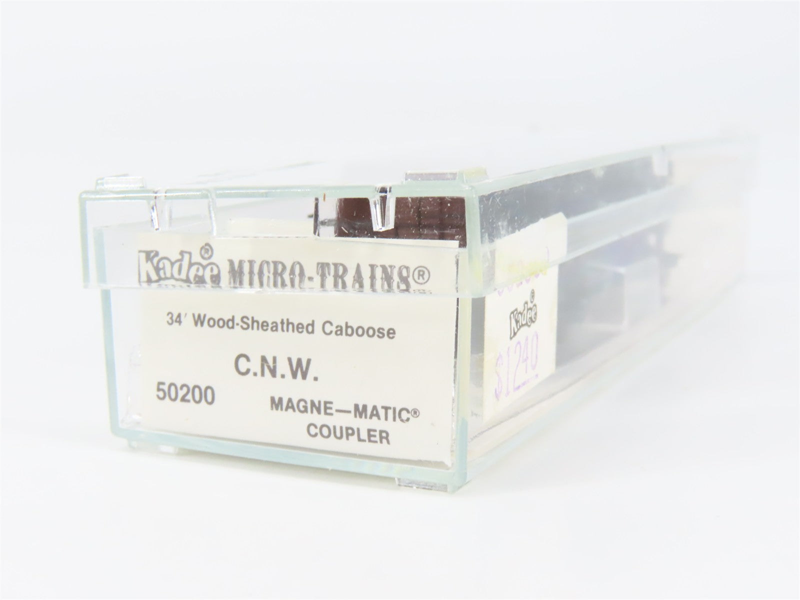 N Scale Micro-Trains MTL 50200 CNW Chicago & North Western 34' Caboose 10410 RTR