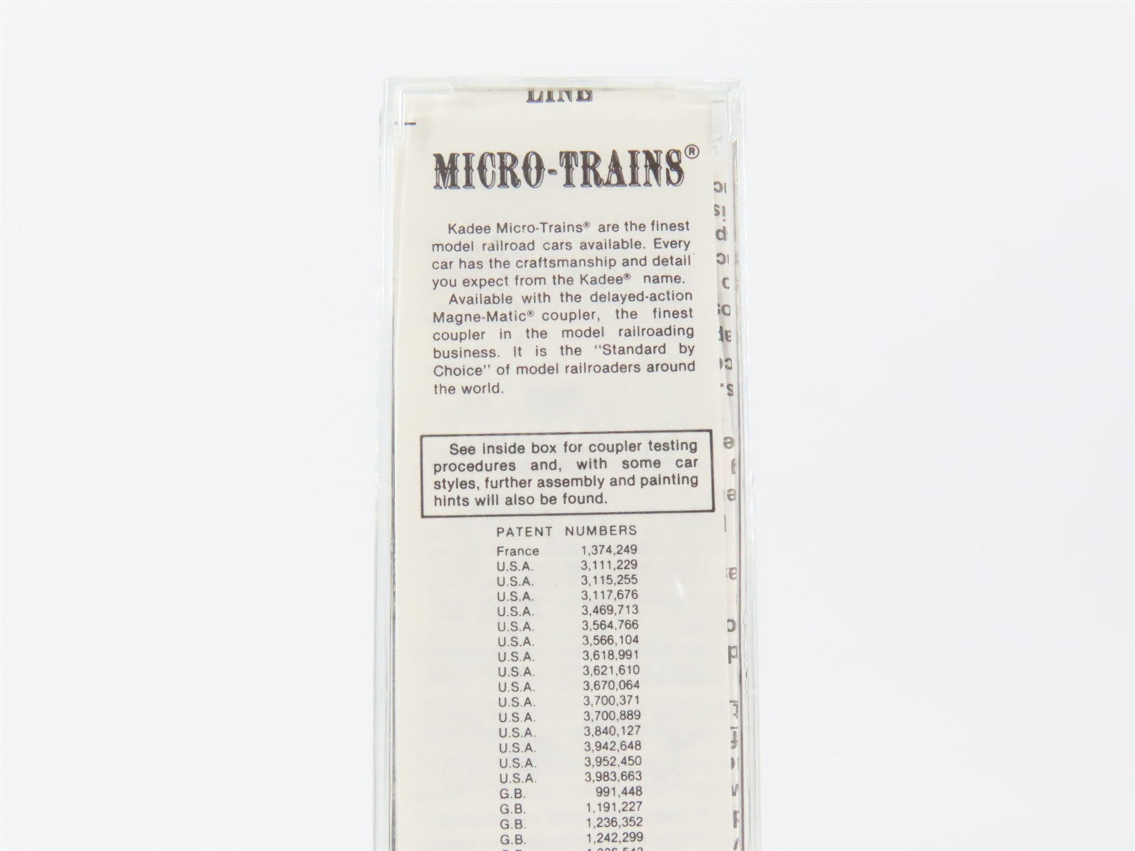 N Scale Micro-Trains MTL 50200 CNW Chicago & North Western 34' Caboose 10410 RTR
