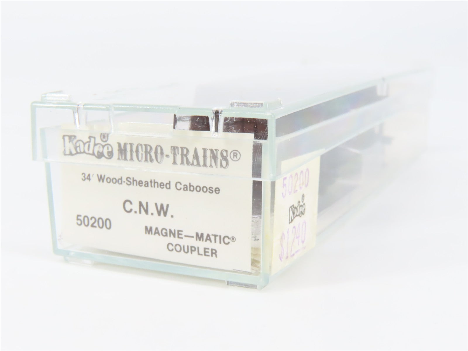 N Scale Micro-Trains MTL 50200 CNW Chicago & North Western 34' Caboose 10410 RTR