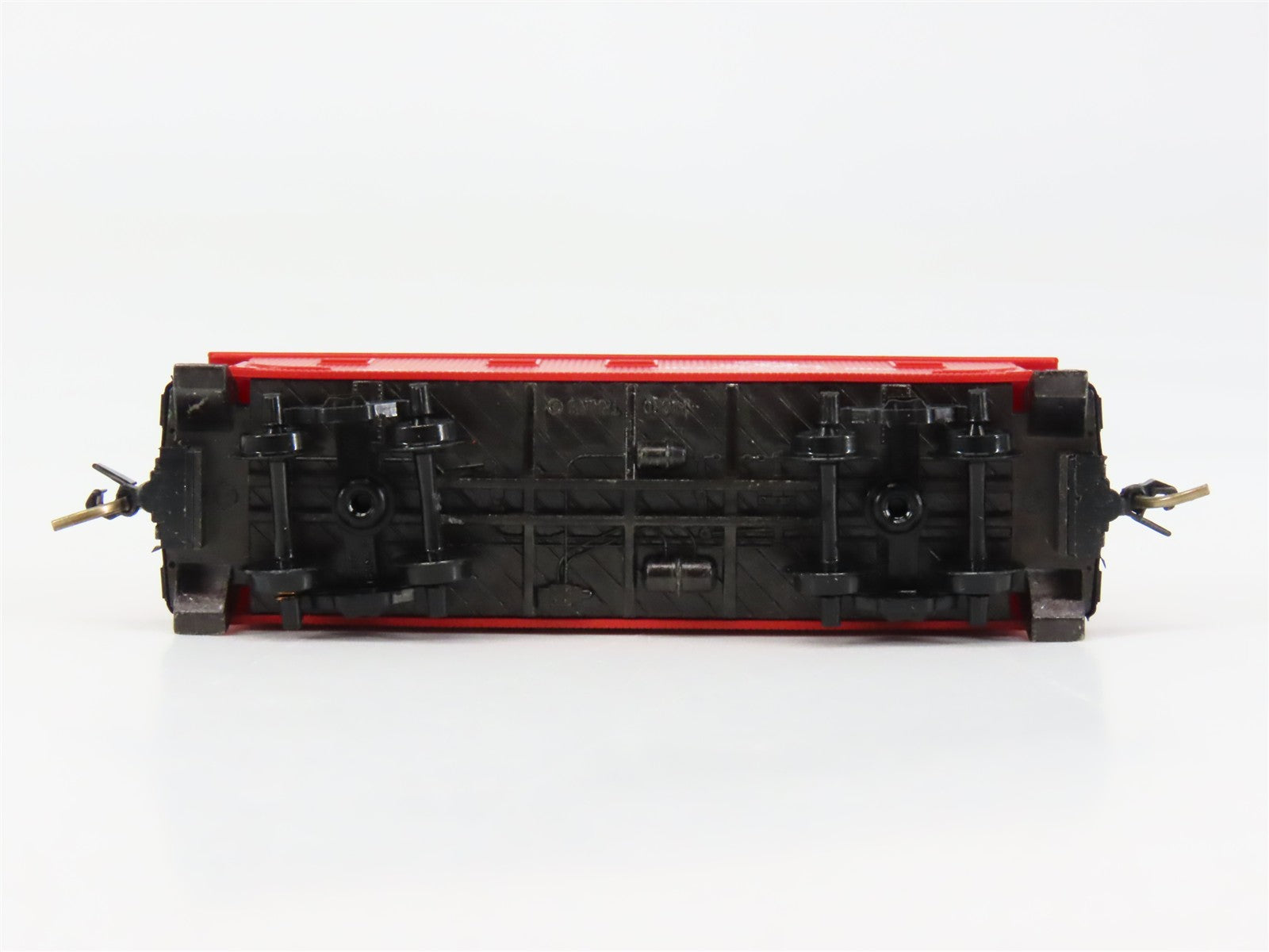N Scale Micro-Trains MTL 50190 Chesapeake & Ohio 34' Wood Sheathed Caboose RTR