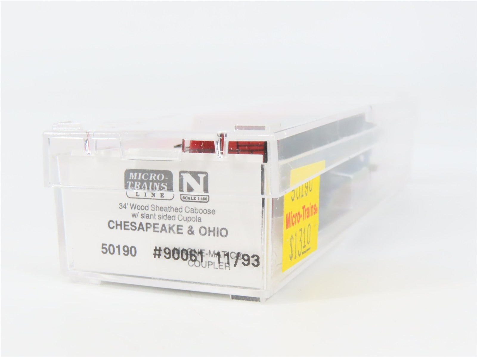 N Scale Micro-Trains MTL 50190 Chesapeake & Ohio 34' Wood Sheathed Caboose RTR
