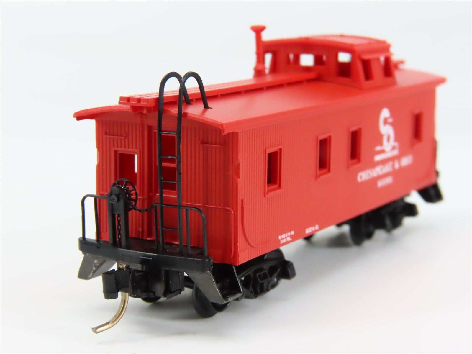N Scale Micro-Trains MTL 50190 C&O Chesapeake & Ohio 34' Caboose 90061 RTR