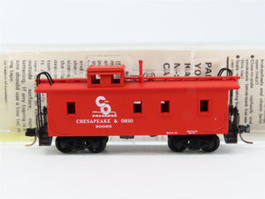 N Scale Micro-Trains MTL 50190 Chesapeake & Ohio 34' Wood-Sheathed Caboose RTR